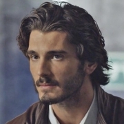 Yon González